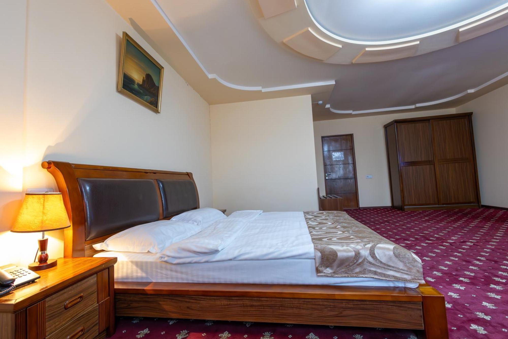 Gyumri Hotel Guiumri Exterior foto