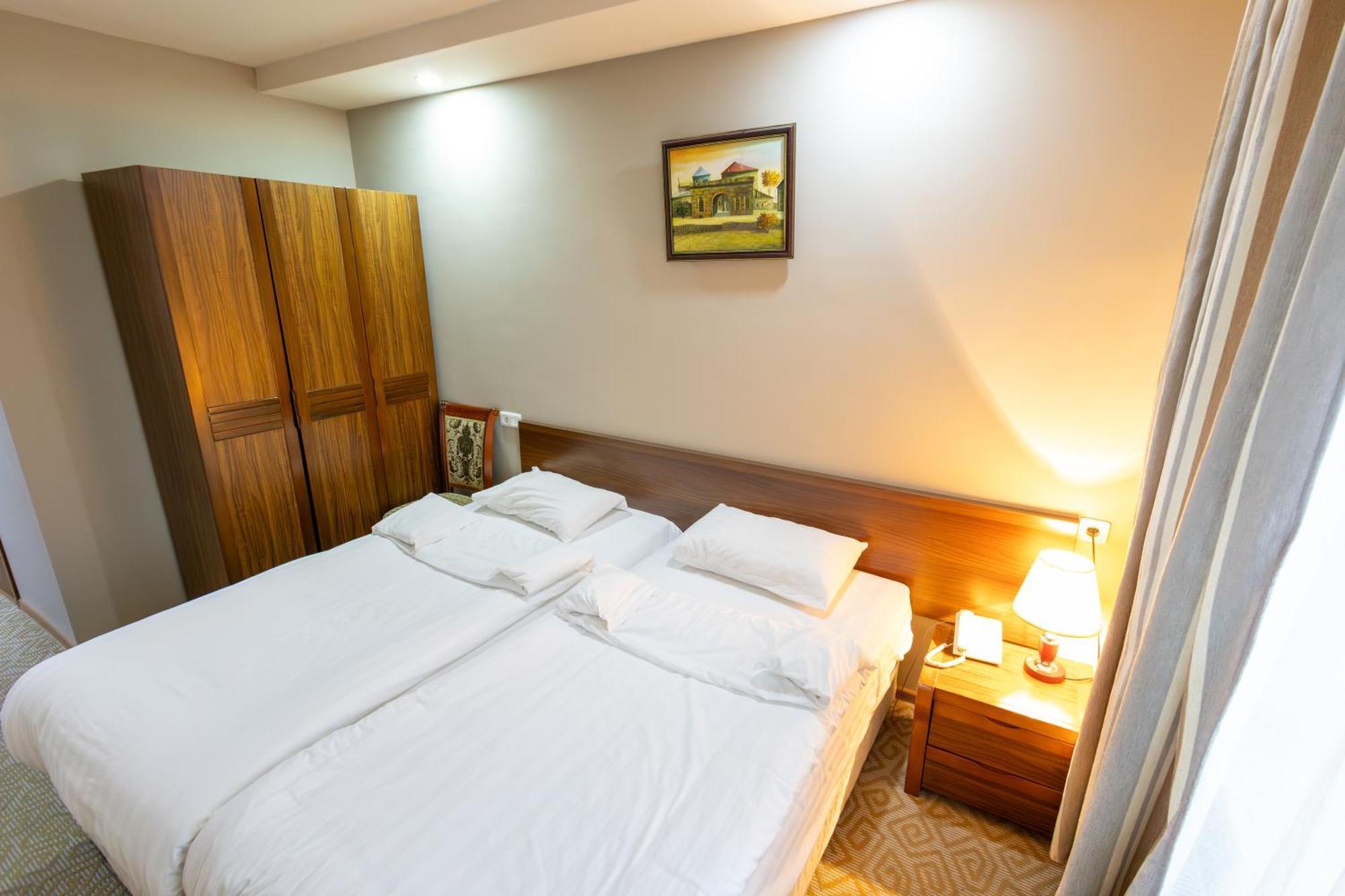 Gyumri Hotel Guiumri Exterior foto