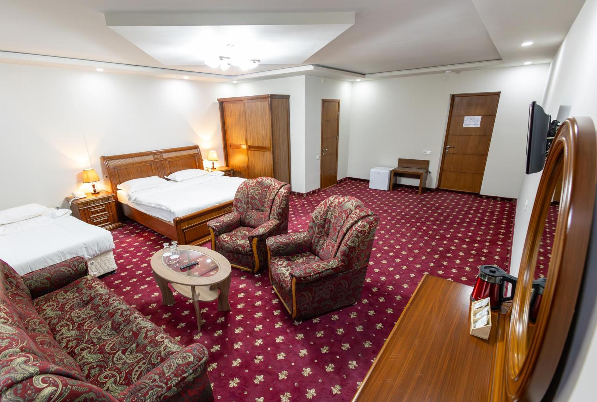 Gyumri Hotel Guiumri Exterior foto