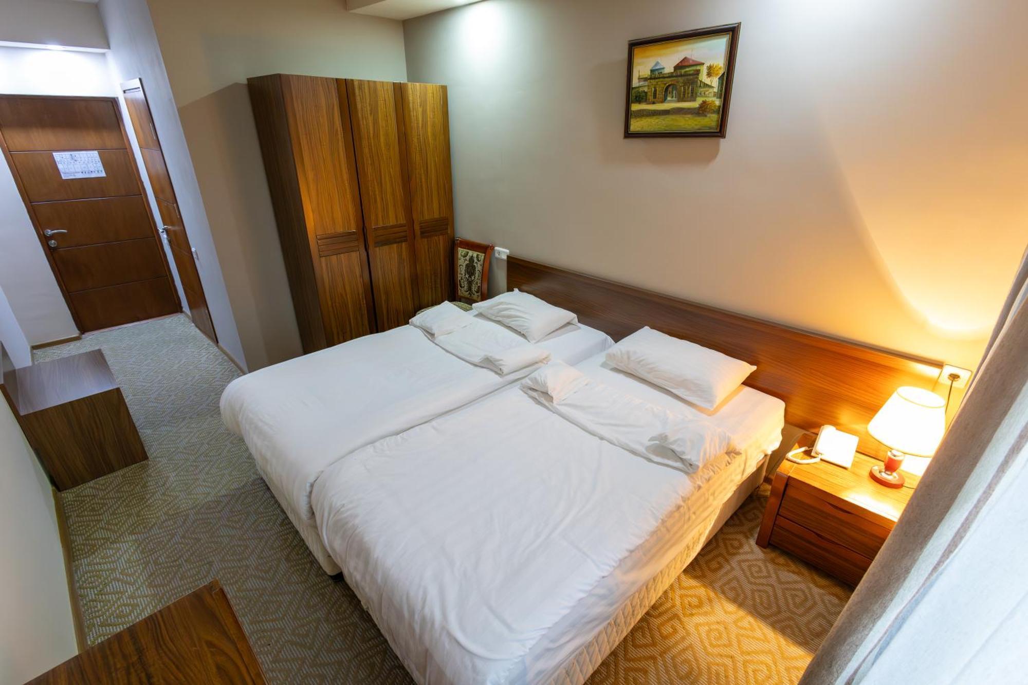 Gyumri Hotel Guiumri Exterior foto