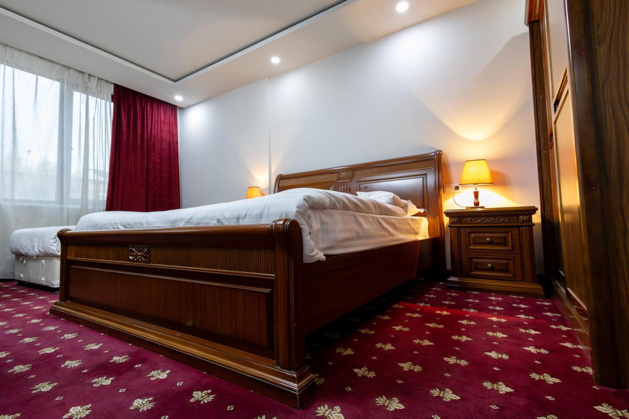 Gyumri Hotel Guiumri Exterior foto